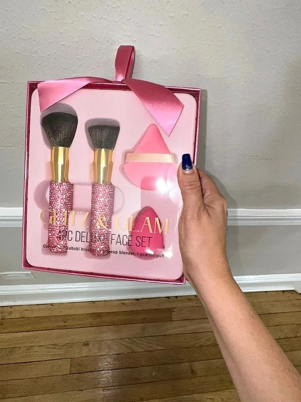 GLAMINATOR 4PC Deluxe Face Set Pink 4-Piece Makeup Brush Set NWT